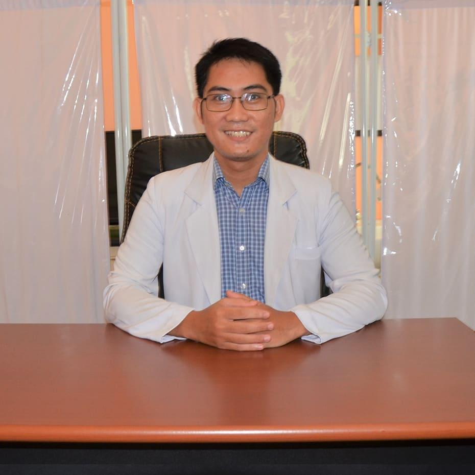 dr. Jeprin Ruru,Sp.PD